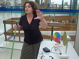 Professora Susana Planas dá aula sobre visão além da capacidade de enxergar
