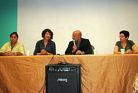 Prefeito universitário, Mario Ronconi, diretora do Instituto de Letras, Jussara Abraçado, vice-reitor da UFF, Sidney Mello, e vice-diretora do Instituto de Letras, Ida Alves